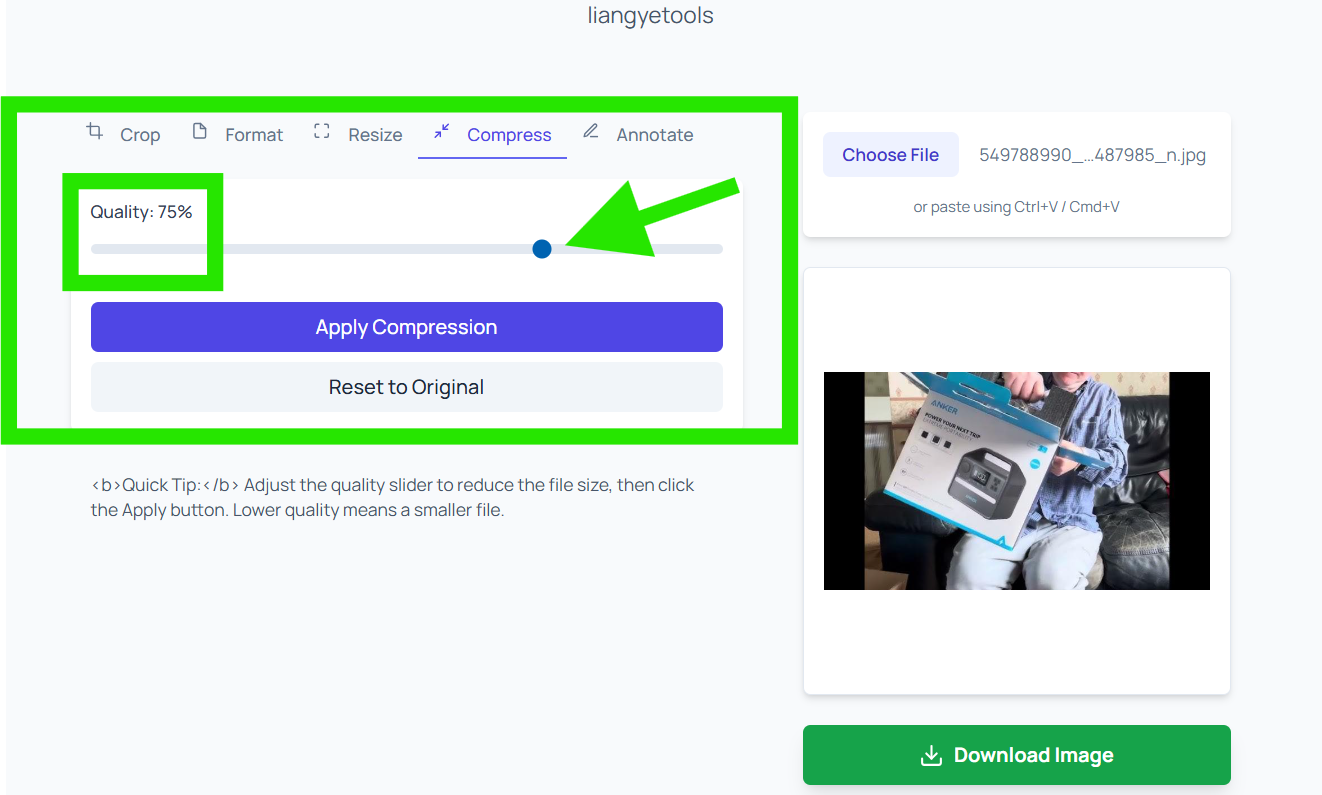 Quality slider and Apply Compression button in liangyetools Compress tool